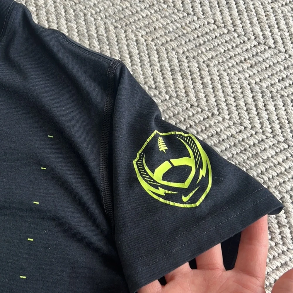 Nike tee shirt